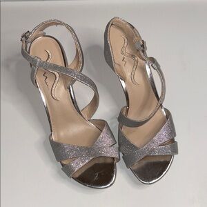 NINA Silver Glitter Women's Sandals Prom Party shoes size 9.5 M